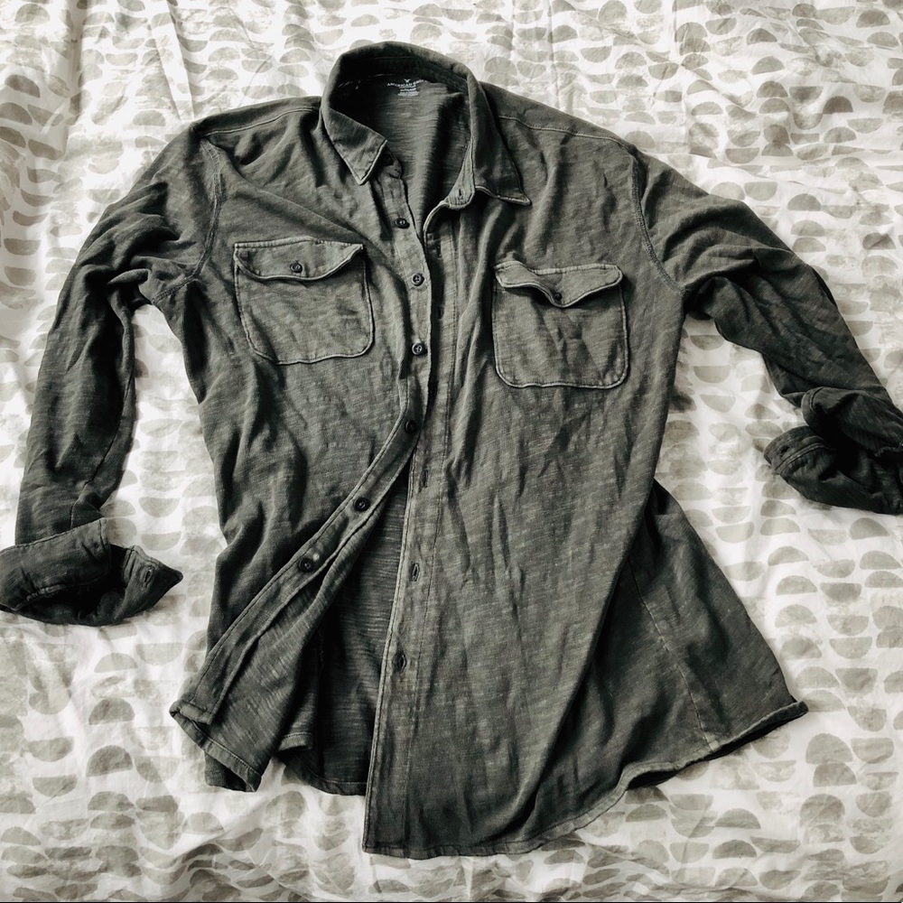 American Eagle Grey Jersey Slub Button Down